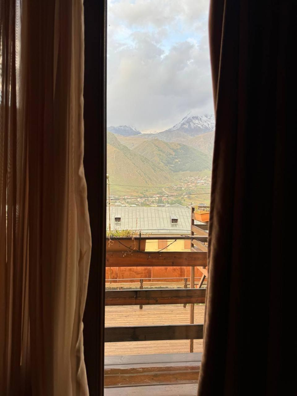 Hotel Kazbegi 1963 Phòng bức ảnh